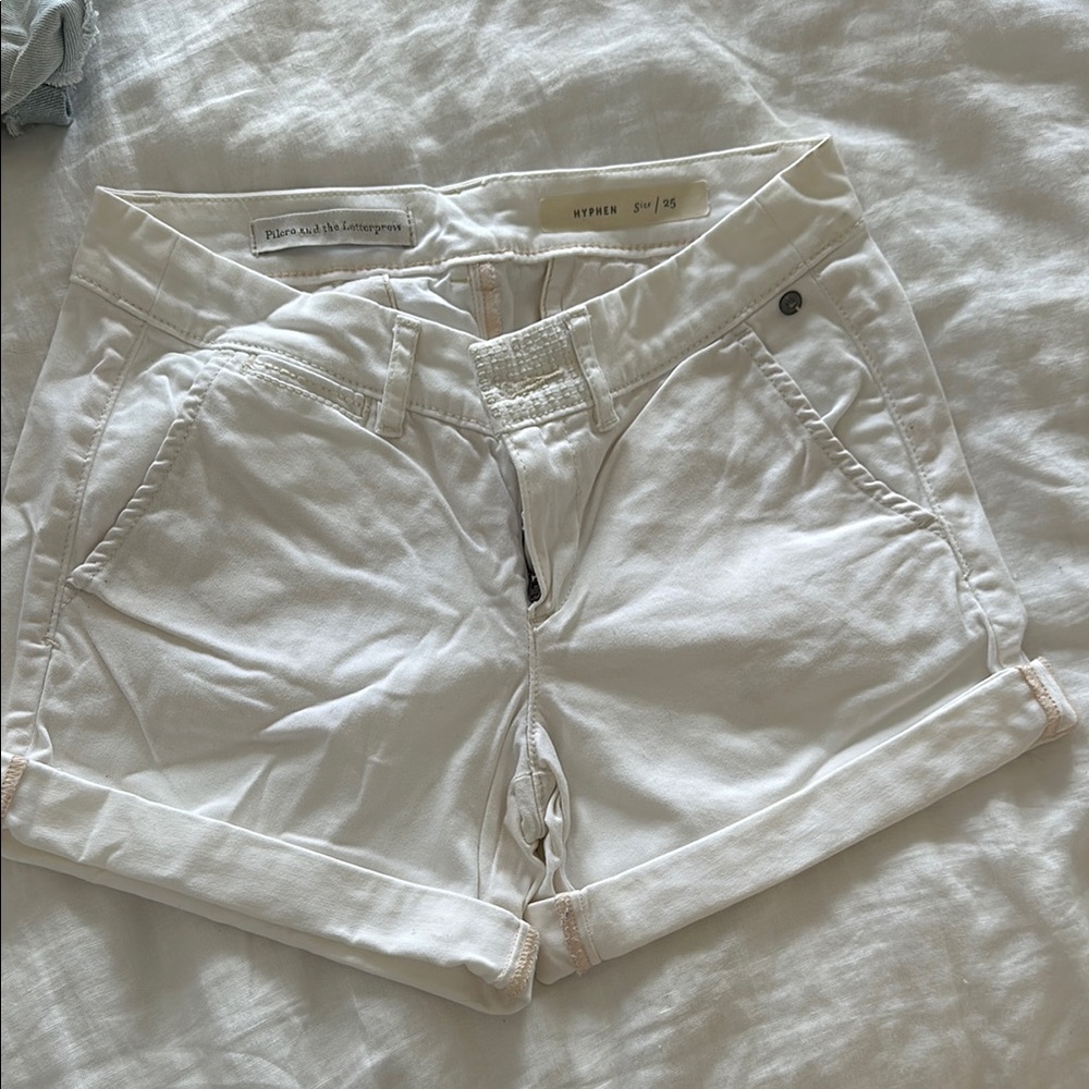 White Women's pilcro and the letterpress hyphen Shorts